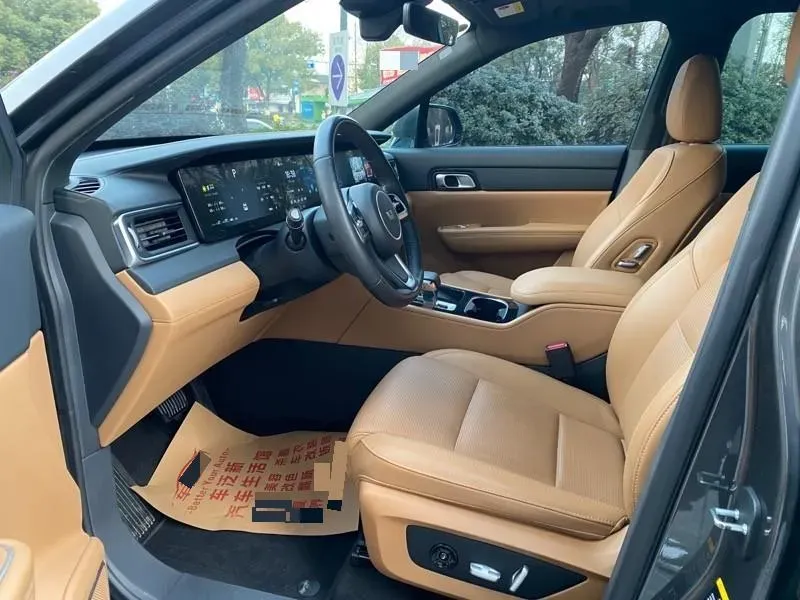 2021 Li ONE Range Extended 131HP REEV 40.5KWH,autocango,china used car exporter,china ev exporter,chinese used car exporter,chinese used ev exporter