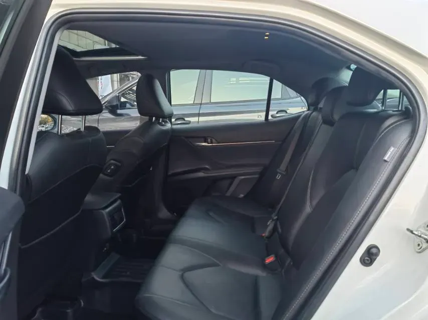 2021 Toyota Camry 2.0L 178HP L4 CVT,autocango,china used car exporter,china ev exporter,chinese used car exporter,chinese used ev exporter