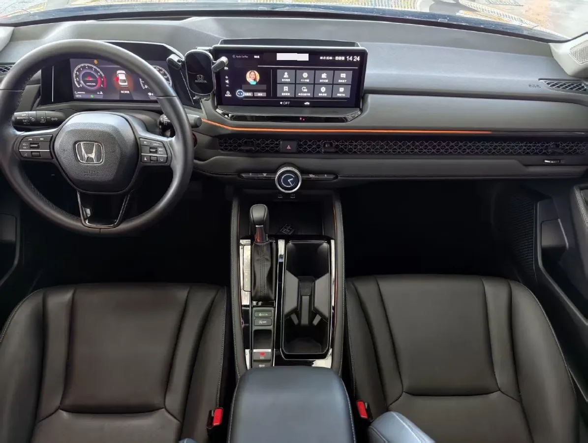 2025 Honda Accord 1.5T 192HP L4 CVT,autocango,china used car exporter,china ev exporter,chinese used car exporter,chinese used ev exporter