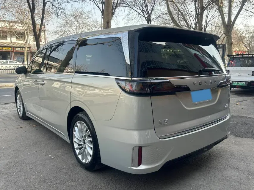 2022 Voyah Dream BEV 108.7KWH,autocango,china used car exporter,china ev exporter,chinese used car exporter,chinese used ev exporter