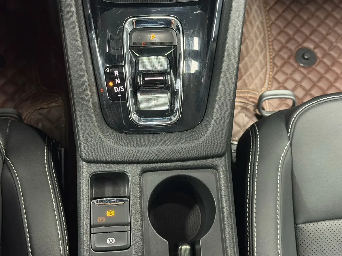 2022 Skoda Octavia 1.4T 150HP L4 7DCT,autocango,china used car exporter,china ev exporter,chinese used car exporter,chinese used ev exporter