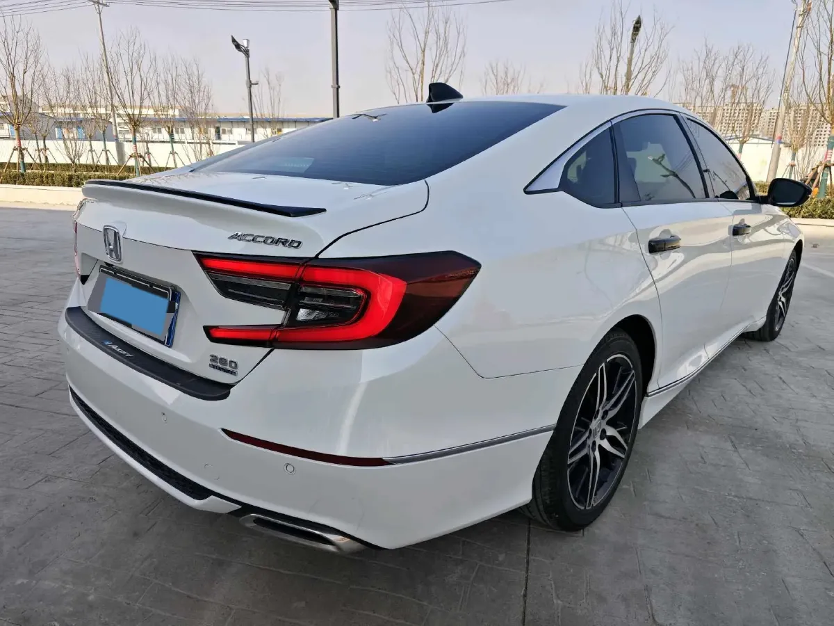 2022 Honda Accord 1.5T 194HP L4 CVT,autocango,china used car exporter,china ev exporter,chinese used car exporter,chinese used ev exporter