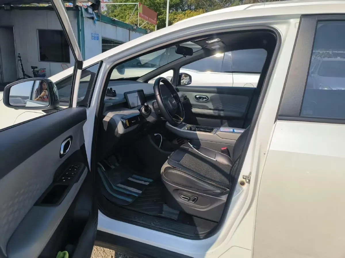 2022 Geely Okavango 1.8T 184HP L4 7DCT,autocango,china used car exporter,china ev exporter,chinese used car exporter,chinese used ev exporter