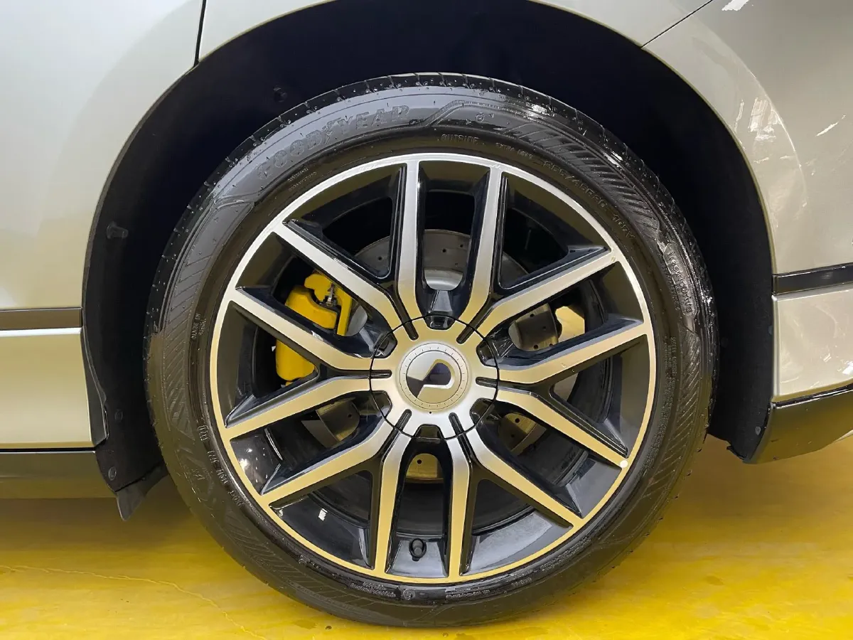 2024 Denza DenzaZ9GT 2.0T 207HP L4 E-CVT PHEV 38.5KWH,autocango,china used car exporter,china ev exporter,chinese used car exporter,chinese used ev exporter