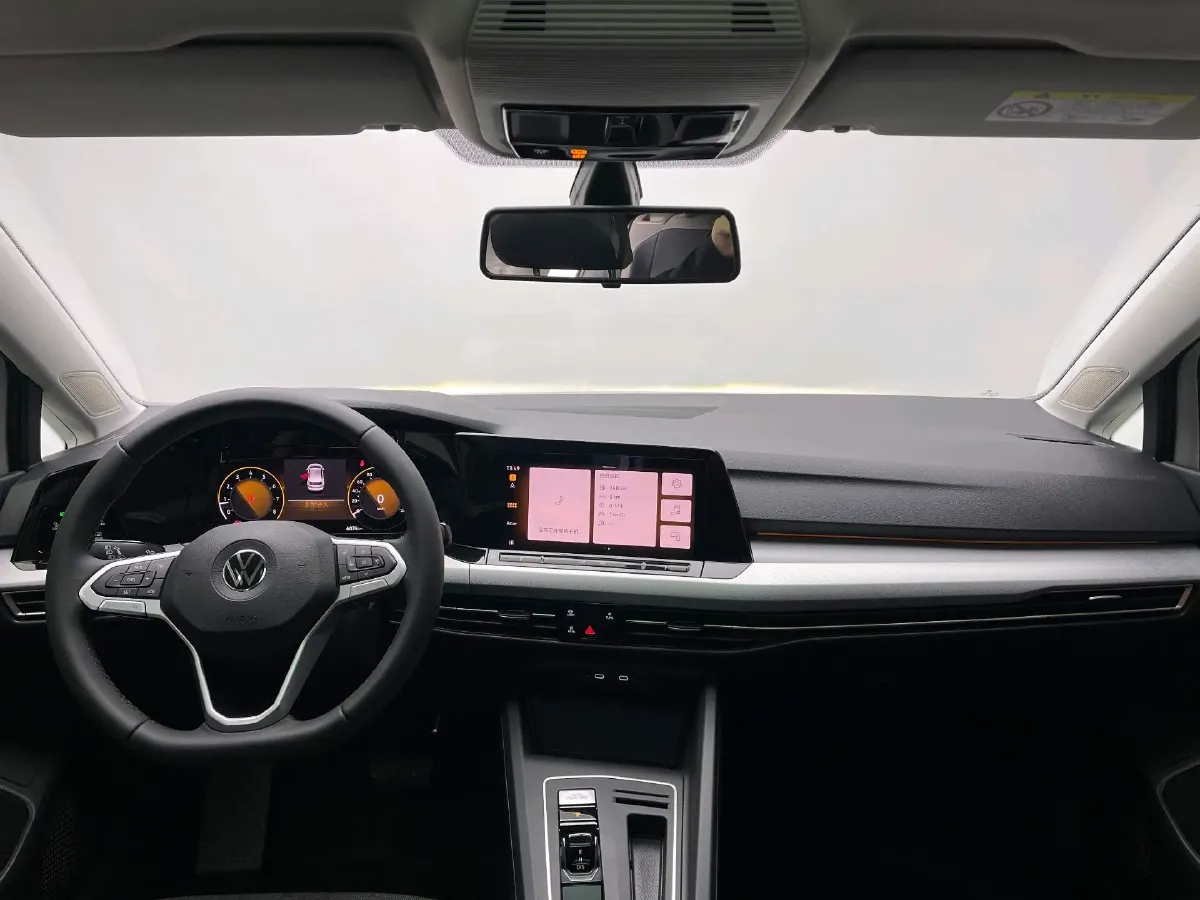 2024 Volkswagen Golf 1.4T 150HP L4 7DCT,autocango,china used car exporter,china ev exporter,chinese used car exporter,chinese used ev exporter