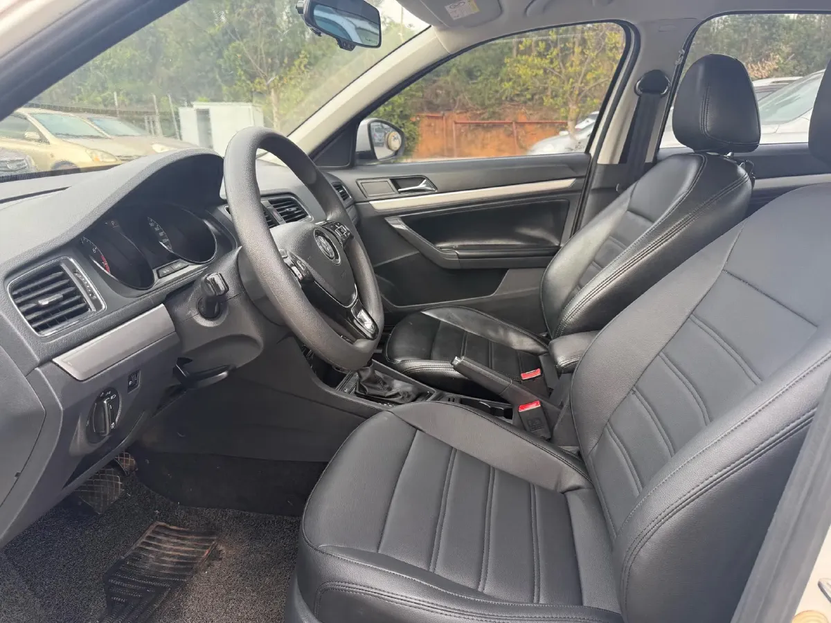 2017 Volkswagen Lavida 1.6L 110HP L4 6AT,autocango,china used car exporter,china ev exporter,chinese used car exporter,chinese used ev exporter