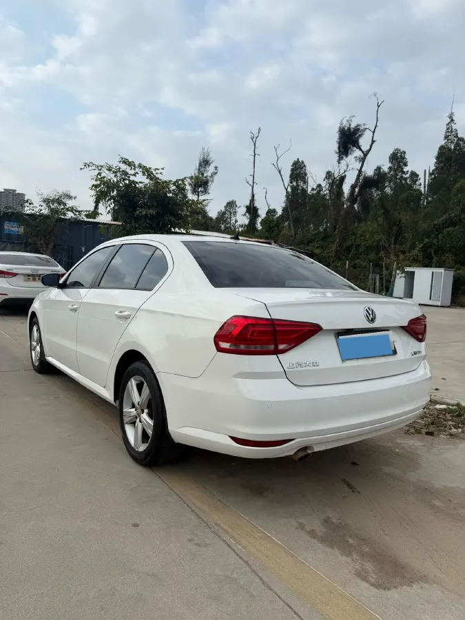 2017 Volkswagen Lavida 1.6L 110HP L4 6AT,autocango,china used car exporter,china ev exporter,chinese used car exporter,chinese used ev exporter