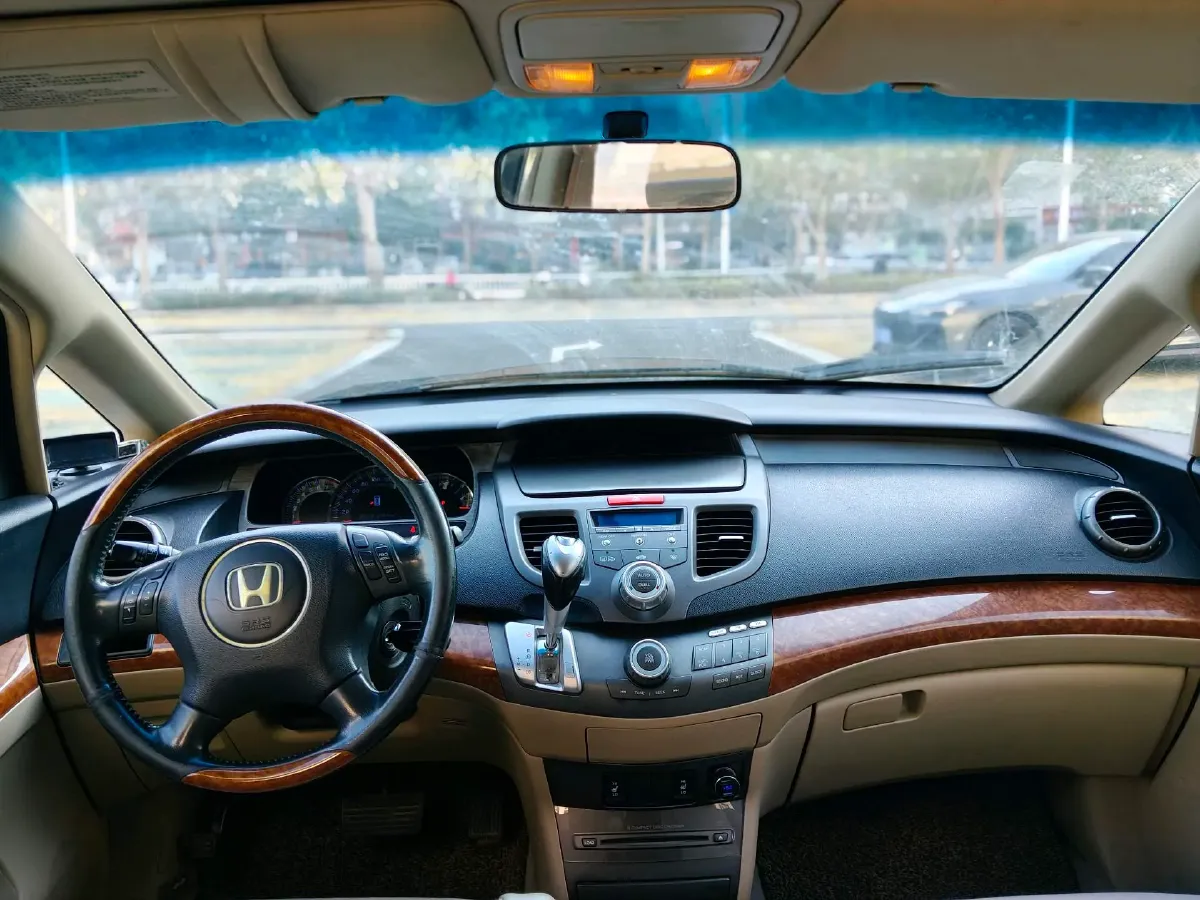 2006 Honda Odyssey 2.4L 170HP L4 5AT,autocango,china used car exporter,china ev exporter,chinese used car exporter,chinese used ev exporter