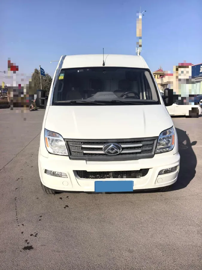 2021 MAXUS XinTu V80 2.0T 139HP L4 6MT,autocango,china used car exporter,china ev exporter,chinese used car exporter,chinese used ev exporter