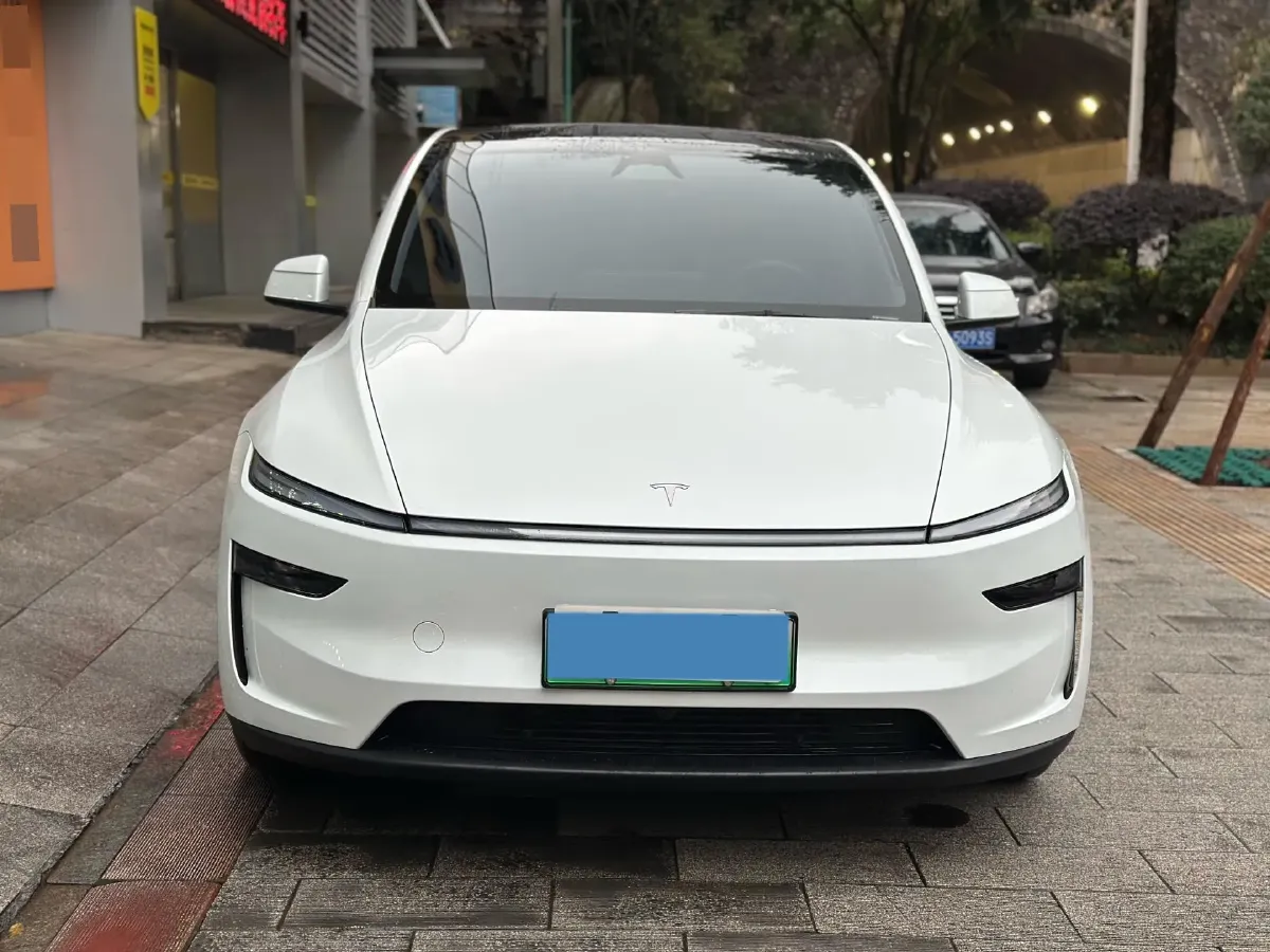 2024 Iveco OuSheng BEV 77.28KWH,autocango,china used car exporter,china ev exporter,chinese used car exporter,chinese used ev exporter