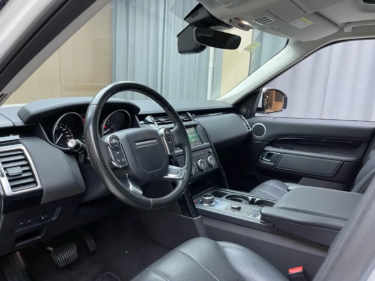 2018 Land Rover Discovery 3.0T 340HP V6 8AT,autocango,china used car exporter,china ev exporter,chinese used car exporter,chinese used ev exporter