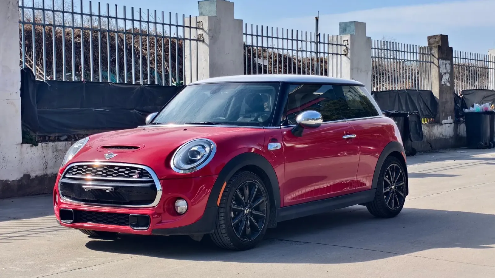 2019 MINI MINI 2.0T 192HP L4 7DCT,autocango,china used car exporter,china ev exporter,chinese used car exporter,chinese used ev exporter