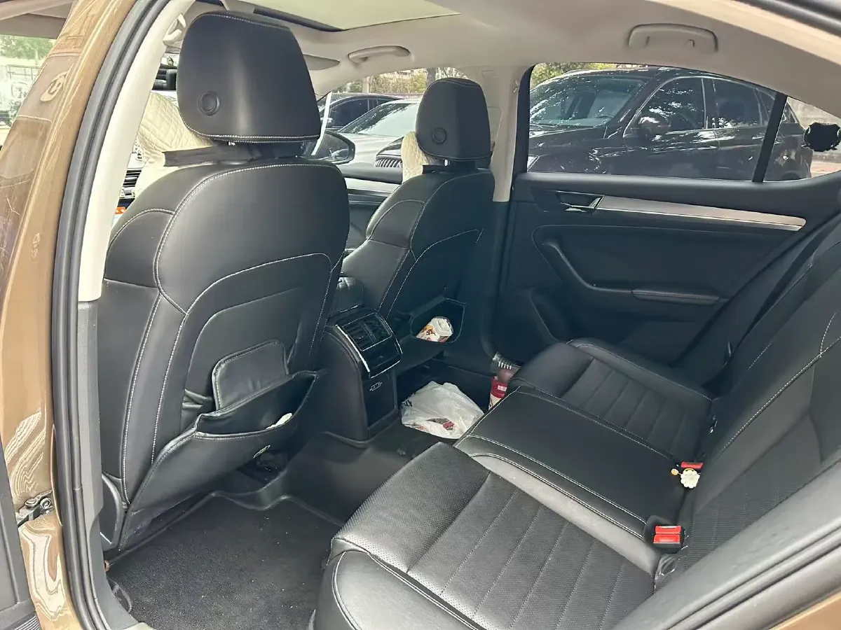 2019 BYD Song MAX 1.5T 154HP L4 6DCT PHEV 15.98KWH,autocango,china used car exporter,china ev exporter,chinese used car exporter,chinese used ev exporter