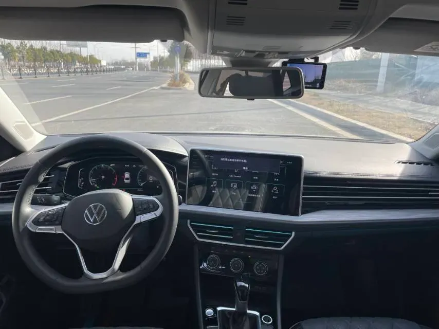 2024 Volkswagen Sagitar 1.5T 160HP L4 7DCT,autocango,china used car exporter,china ev exporter,chinese used car exporter,chinese used ev exporter