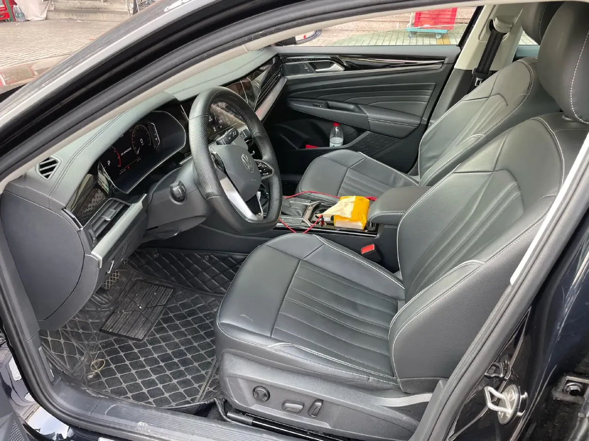 2023 Volkswagen Passat 2.0T 186HP L4 7DCT,autocango,china used car exporter,china ev exporter,chinese used car exporter,chinese used ev exporter