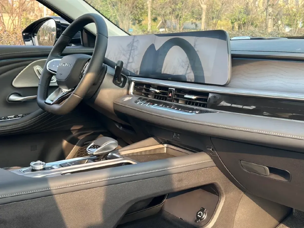 2025 Chery Arrizo 8 1.6T 197HP L4 7DCT,autocango,china used car exporter,china ev exporter,chinese used car exporter,chinese used ev exporter