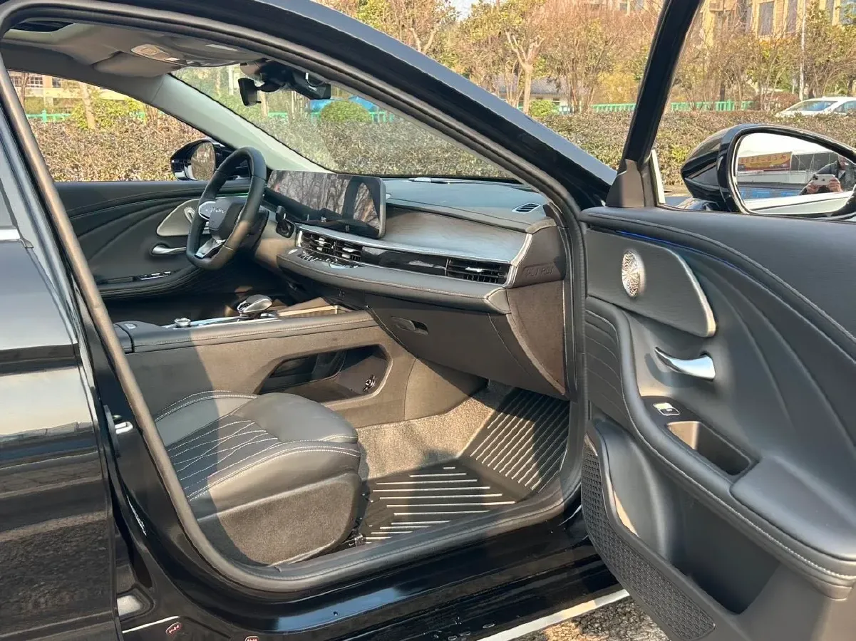 2025 Chery Arrizo 8 1.6T 197HP L4 7DCT,autocango,china used car exporter,china ev exporter,chinese used car exporter,chinese used ev exporter