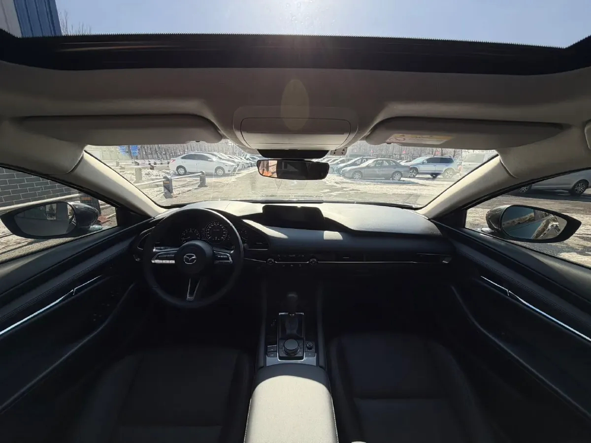 2022 Mazda 3 Axela 2.0L 158HP L4 6AT,autocango,china used car exporter,china ev exporter,chinese used car exporter,chinese used ev exporter