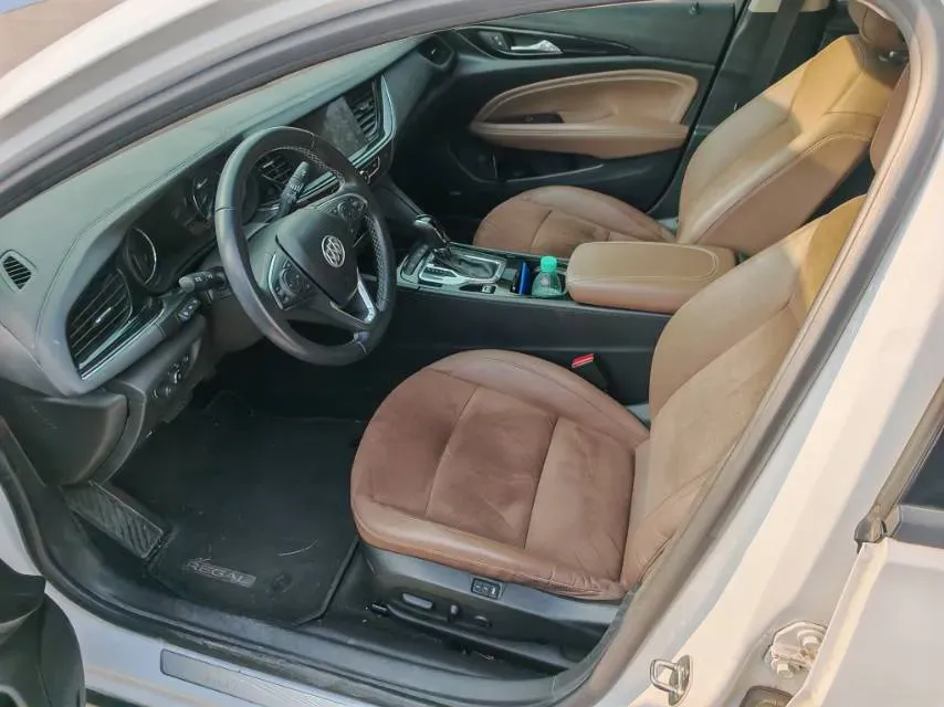 2019 Buick Regal 2.0T 261HP L4 9AT,autocango,china used car exporter,china ev exporter,chinese used car exporter,chinese used ev exporter