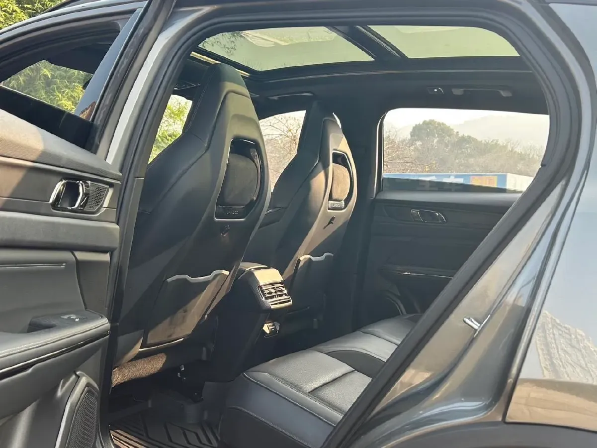 2021 LYNK&CO 01 2.0T 254HP L4 8AT,autocango,china used car exporter,china ev exporter,chinese used car exporter,chinese used ev exporter