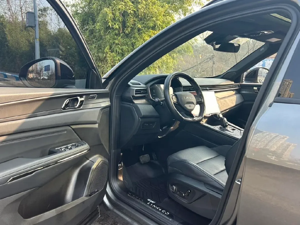 2021 LYNK&CO 01 2.0T 254HP L4 8AT,autocango,china used car exporter,china ev exporter,chinese used car exporter,chinese used ev exporter