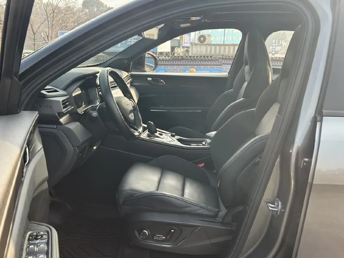 2021 LYNK&CO 01 2.0T 254HP L4 8AT,autocango,china used car exporter,china ev exporter,chinese used car exporter,chinese used ev exporter