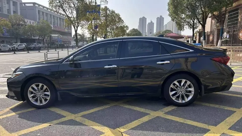 2019 Toyota Avalon 2.0L 178HP L4 CVT,autocango,china used car exporter,china ev exporter,chinese used car exporter,chinese used ev exporter