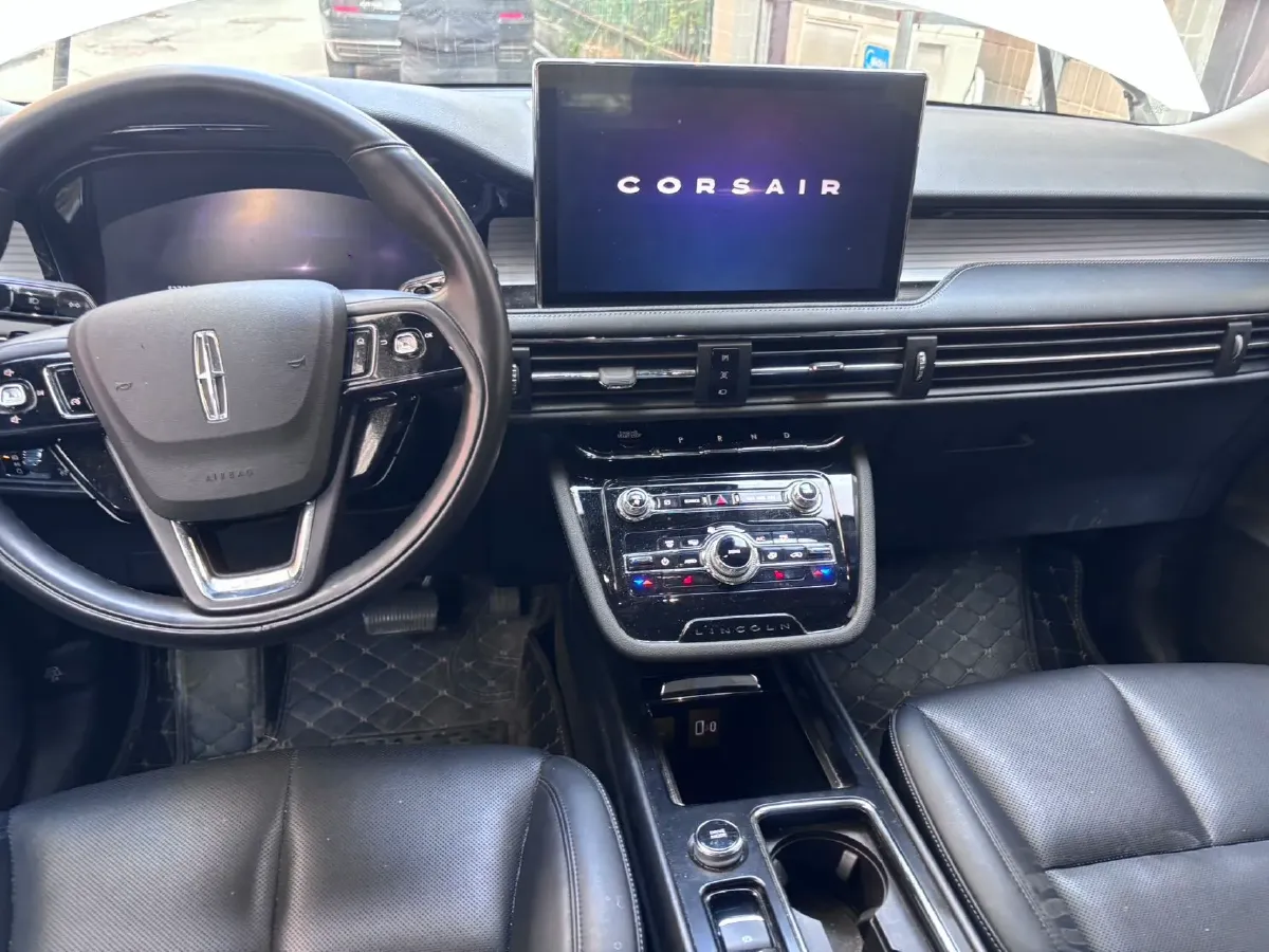 2021 Lincoln Corsair 2.0T 245HP L4 8AT,autocango,china used car exporter,china ev exporter,chinese used car exporter,chinese used ev exporter