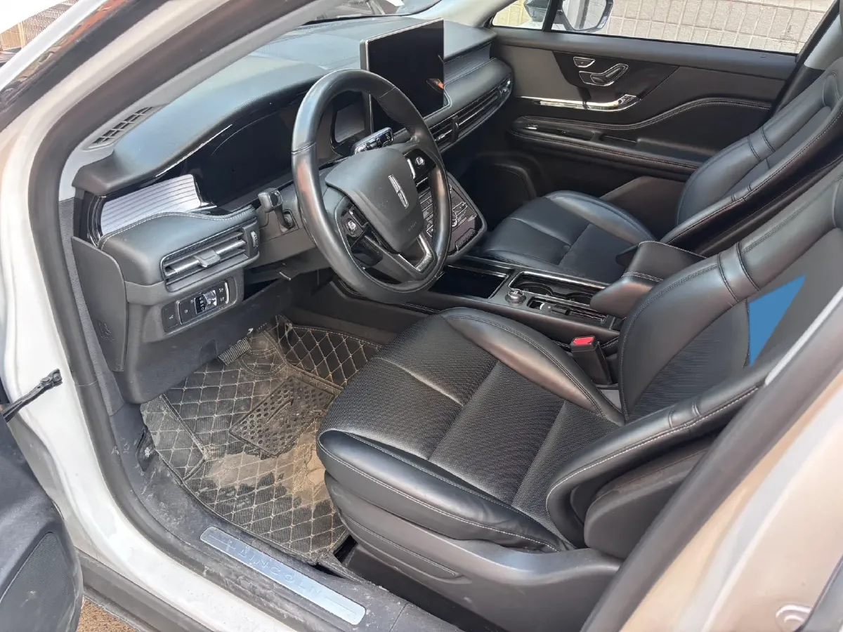 2021 Lincoln Corsair 2.0T 245HP L4 8AT,autocango,china used car exporter,china ev exporter,chinese used car exporter,chinese used ev exporter