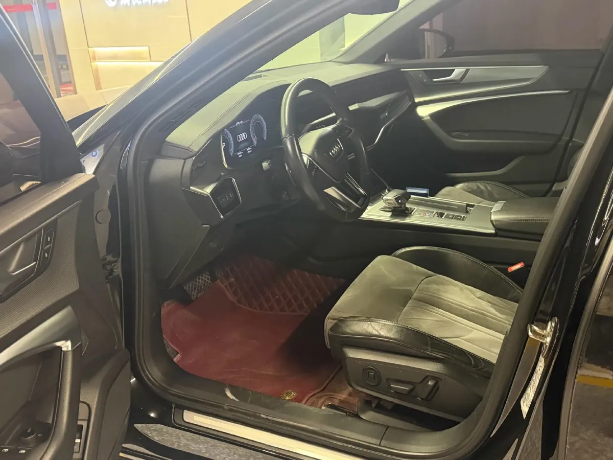 2019 Audi A6L 2.0T 190HP L4 7DCT,autocango,china used car exporter,china ev exporter,chinese used car exporter,chinese used ev exporter