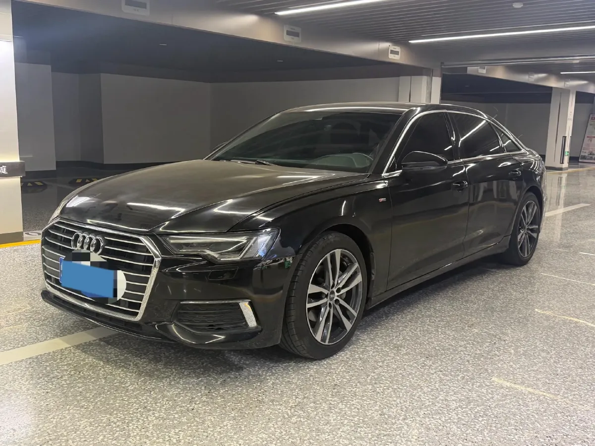 2019 Audi A6L 2.0T 190HP L4 7DCT,autocango,china used car exporter,china ev exporter,chinese used car exporter,chinese used ev exporter