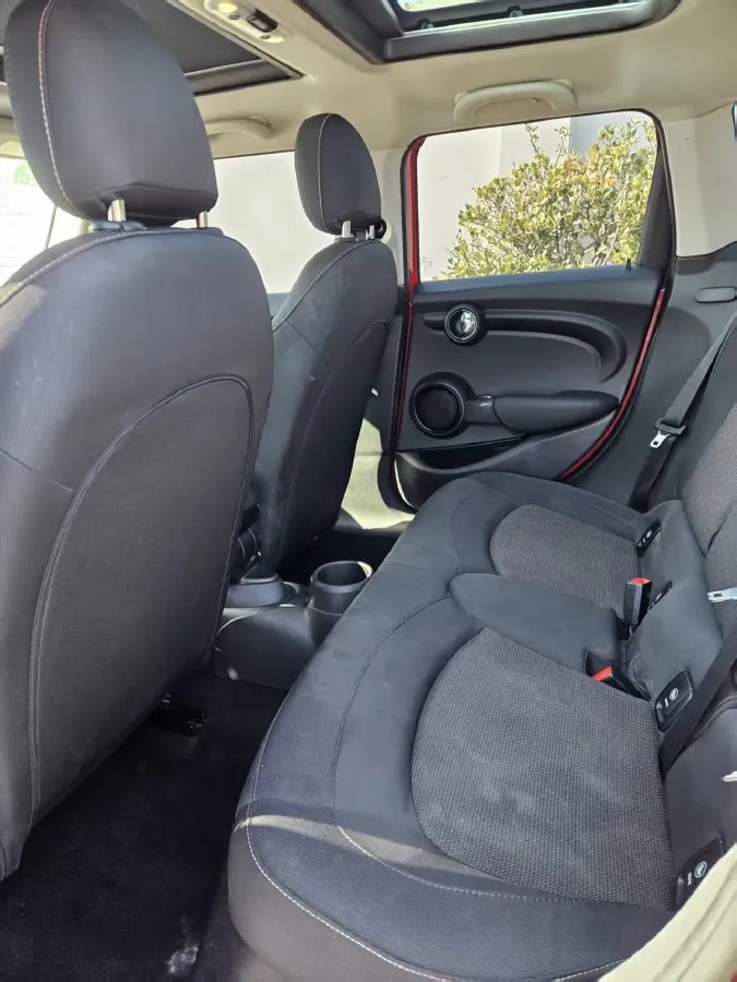 2019 MINI MINI 1.5T 102HP L3 7DCT,autocango,china used car exporter,china ev exporter,chinese used car exporter,chinese used ev exporter