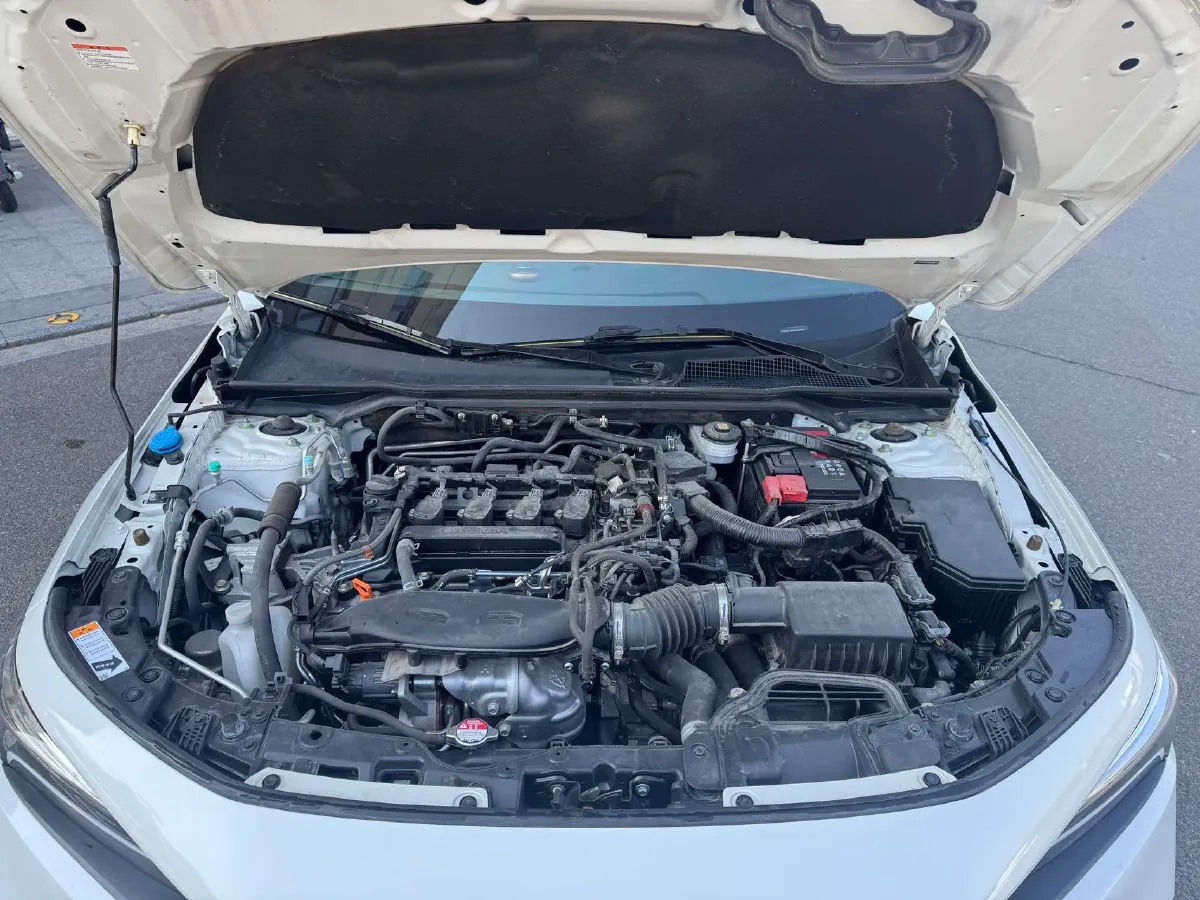 2022 Honda Civic 1.5T 182HP L4 CVT,autocango,china used car exporter,china ev exporter,chinese used car exporter,chinese used ev exporter