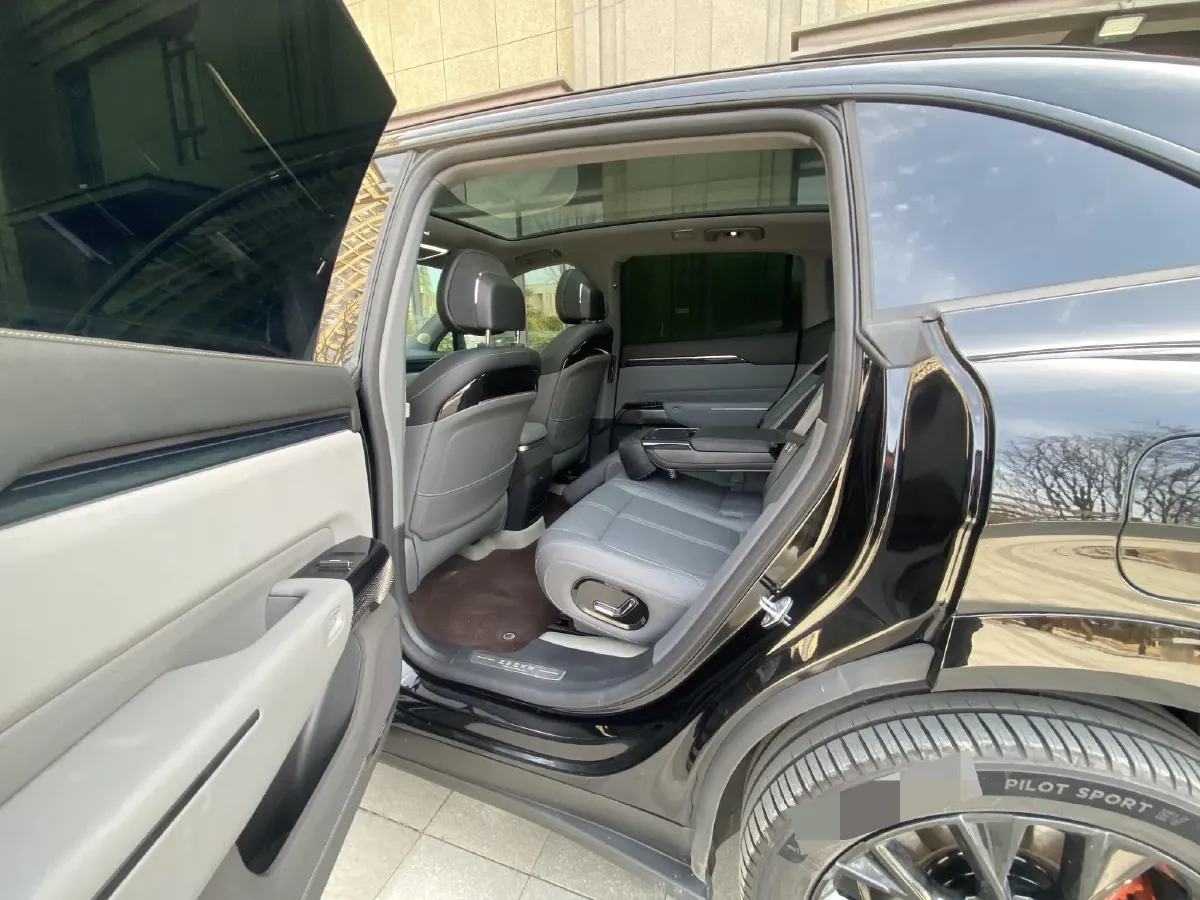 2025 Zeekr 7X BEV 100KWH,autocango,china used car exporter,china ev exporter,chinese used car exporter,chinese used ev exporter