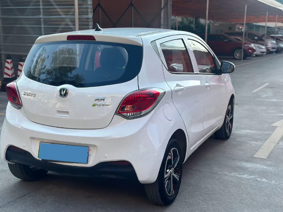 2020 ChangAn BenBen E-Star BEV 32.2KWH,autocango,china used car exporter,china ev exporter,chinese used car exporter,chinese used ev exporter