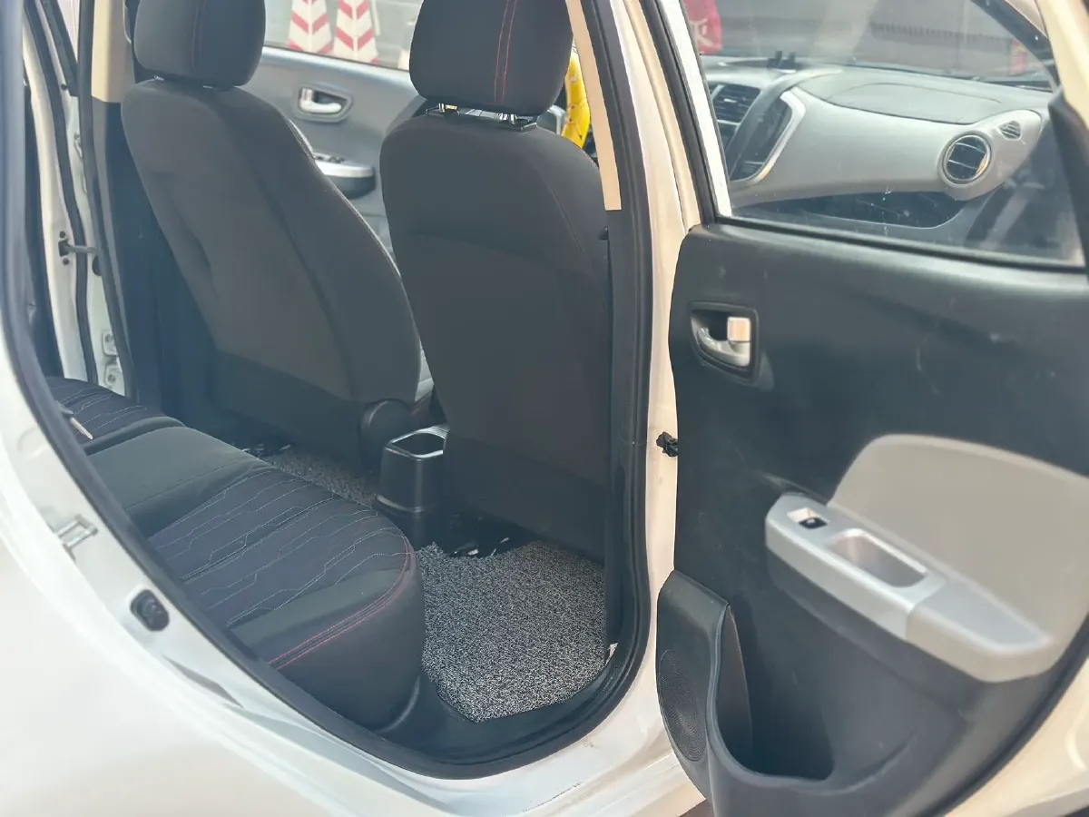 2020 ChangAn BenBen E-Star BEV 32.2KWH,autocango,china used car exporter,china ev exporter,chinese used car exporter,chinese used ev exporter