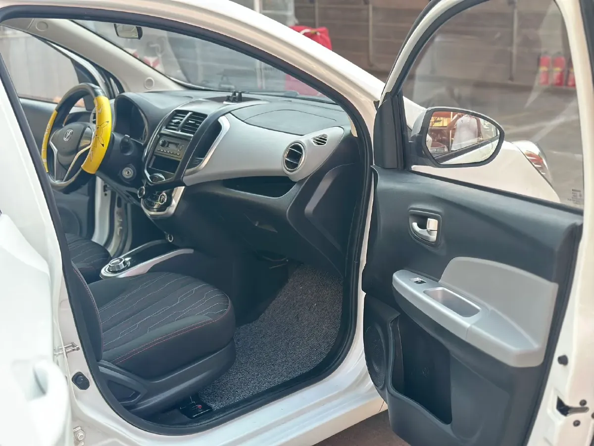 2020 ChangAn BenBen E-Star BEV 32.2KWH,autocango,china used car exporter,china ev exporter,chinese used car exporter,chinese used ev exporter