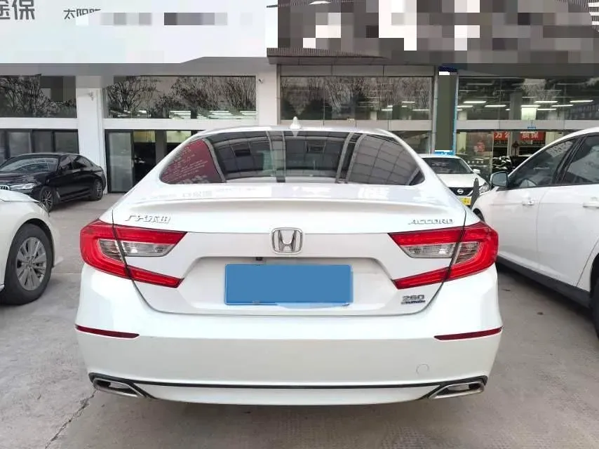 2018 Honda Accord 1.5T 194HP L4 CVT,autocango,china used car exporter,china ev exporter,chinese used car exporter,chinese used ev exporter
