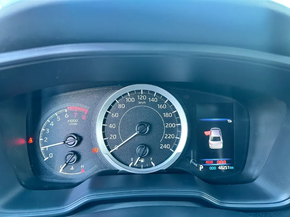 2021 Toyota Corolla 1.2T 116HP L4 CVT,autocango,china used car exporter,china ev exporter,chinese used car exporter,chinese used ev exporter