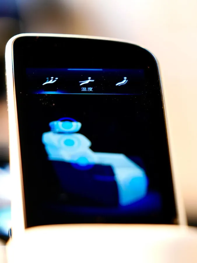 2022 Buick GL8 2.0T 237HP L4 9AT,autocango,china used car exporter,china ev exporter,chinese used car exporter,chinese used ev exporter