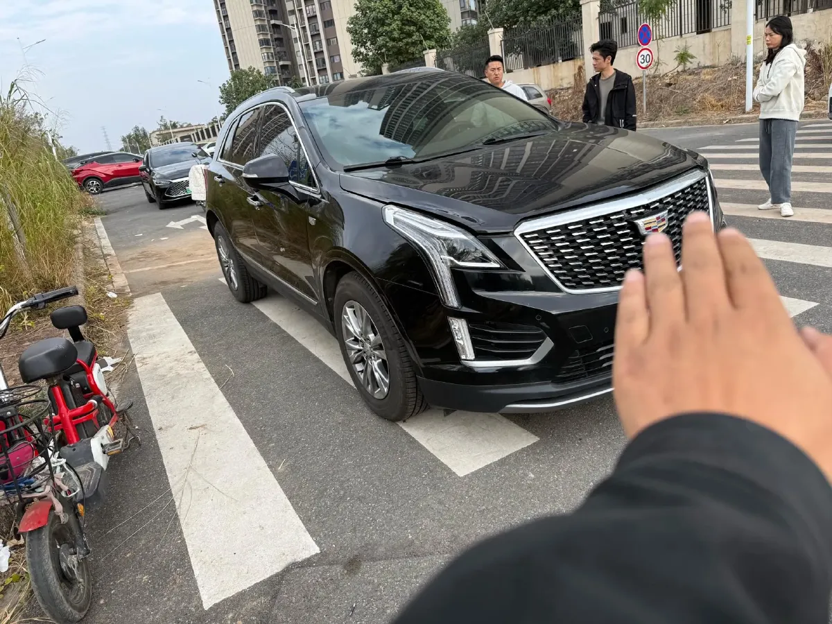 2020 Cadillac XT5 2.0T 237HP L4 9AT,autocango,china used car exporter,china ev exporter,chinese used car exporter,chinese used ev exporter