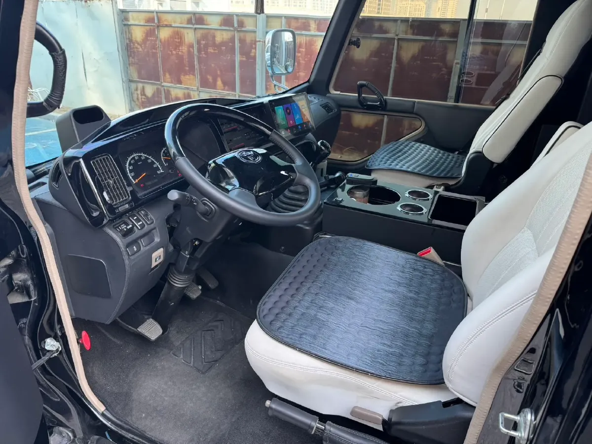 2020 Skoda Kamiq 1.5L 112HP L4 5MT,autocango,china used car exporter,china ev exporter,chinese used car exporter,chinese used ev exporter