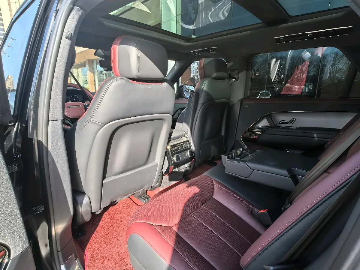 2025 Land Rover Range Rover Sport 3.0T 400HP L6 8AT,autocango,china used car exporter,china ev exporter,chinese used car exporter,chinese used ev exporter