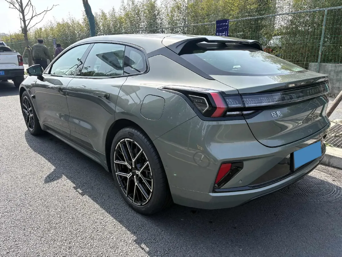 2025 Zeekr 001 BEV 95KWH,autocango,china used car exporter,china ev exporter,chinese used car exporter,chinese used ev exporter