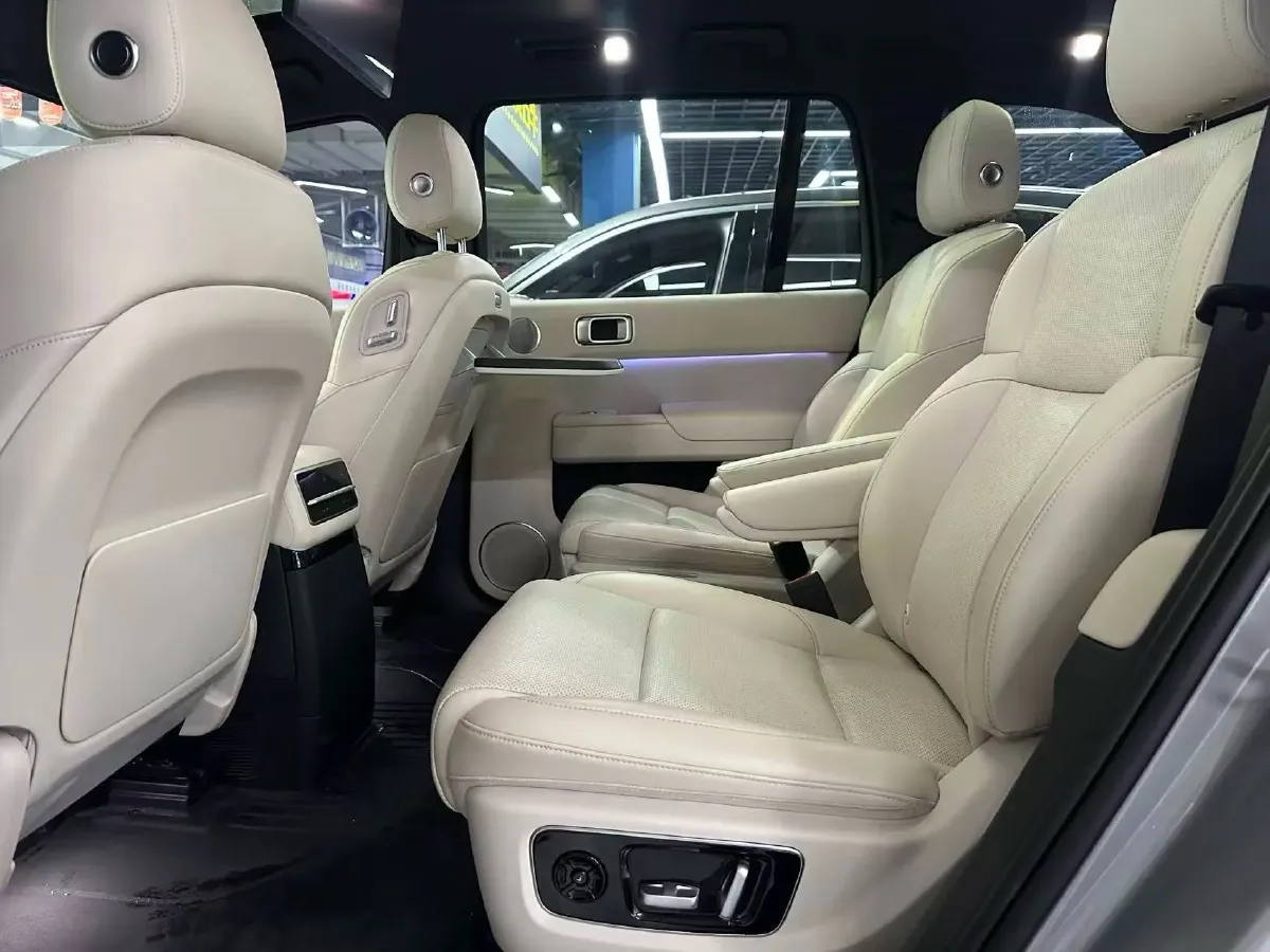 2022 Li L9 Range Extended 154HP REEV 42.6KWH,autocango,china used car exporter,china ev exporter,chinese used car exporter,chinese used ev exporter