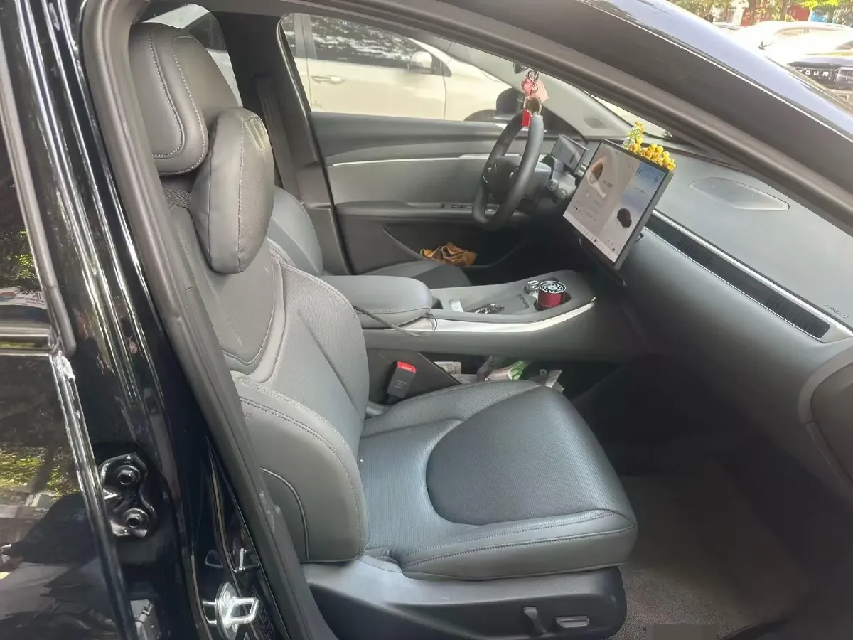 2024 Xpeng MONA M03 BEV 62.2KWH,autocango,china used car exporter,china ev exporter,chinese used car exporter,chinese used ev exporter