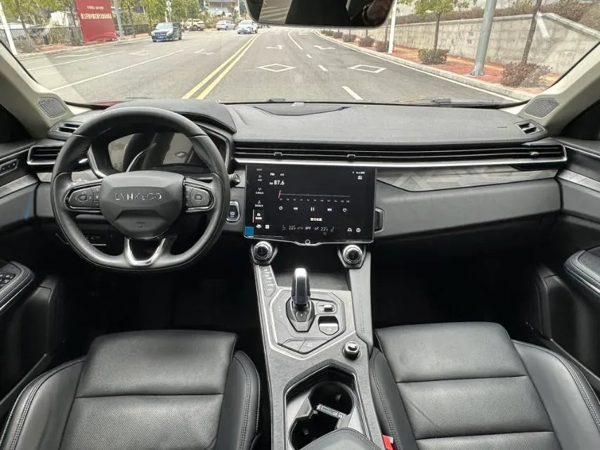 2021 LYNK&CO 01 2.0T 218HP L4 8AT,autocango,china used car exporter,china ev exporter,chinese used car exporter,chinese used ev exporter