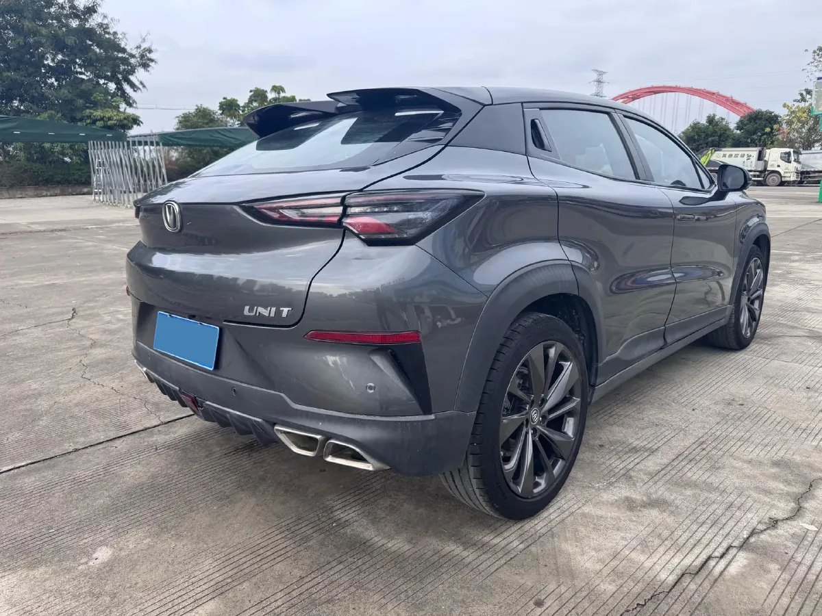 2020 ChangAn UNI-T 1.5T 180HP L4 7DCT,autocango,china used car exporter,china ev exporter,chinese used car exporter,chinese used ev exporter
