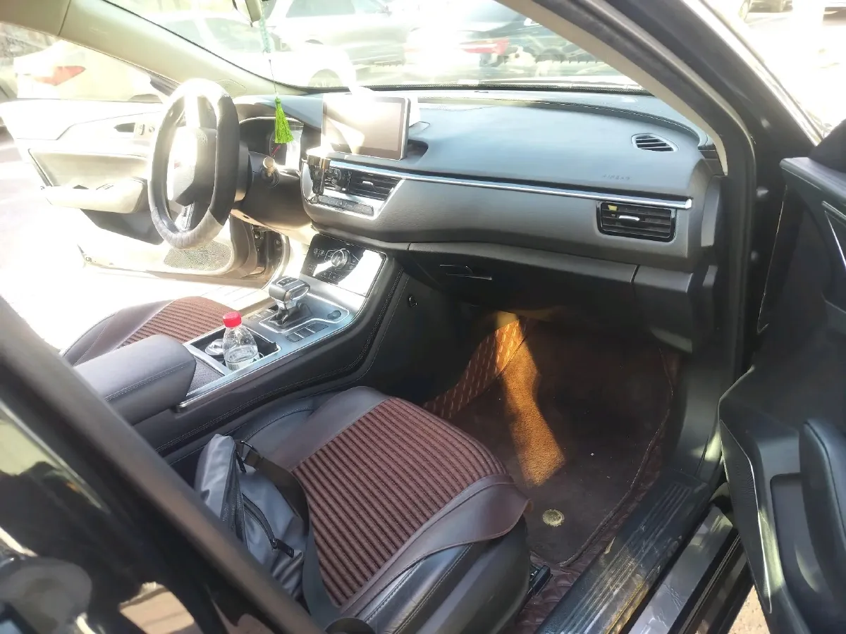 2020 HongQi H5 1.5T 169HP L4 7DCT,autocango,china used car exporter,china ev exporter,chinese used car exporter,chinese used ev exporter