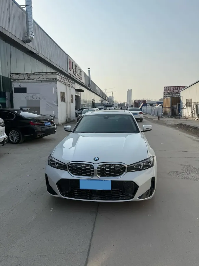 2025 BMW 3 Series 2.0T 184HP L4 8AT,autocango,china used car exporter,china ev exporter,chinese used car exporter,chinese used ev exporter